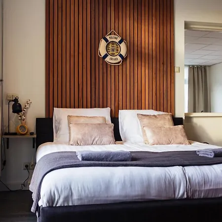 The Marine Near Amsterdam By Weltevreden Experience شقة *